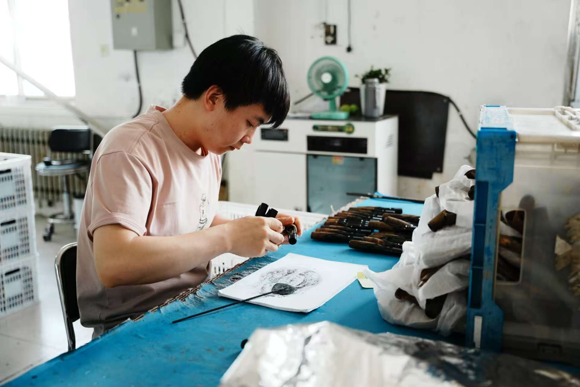 LureGee production process, handle fitting